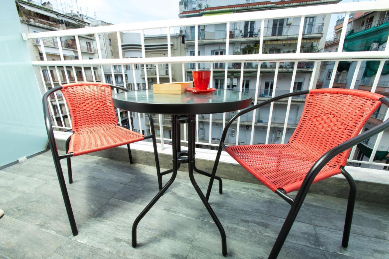 Downtown Luxury Boutique Suites : The Red Suite Thessaloniki Exterior photo